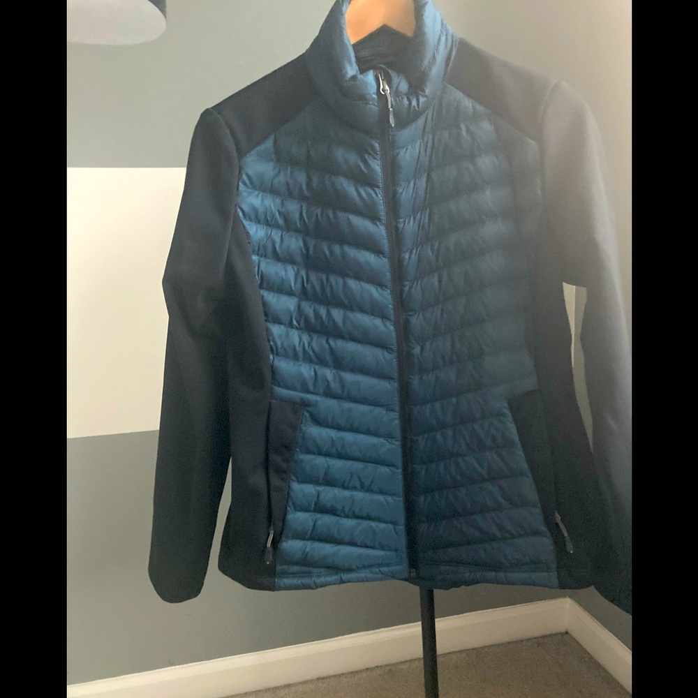 Puffer sports wear jacket, ladies